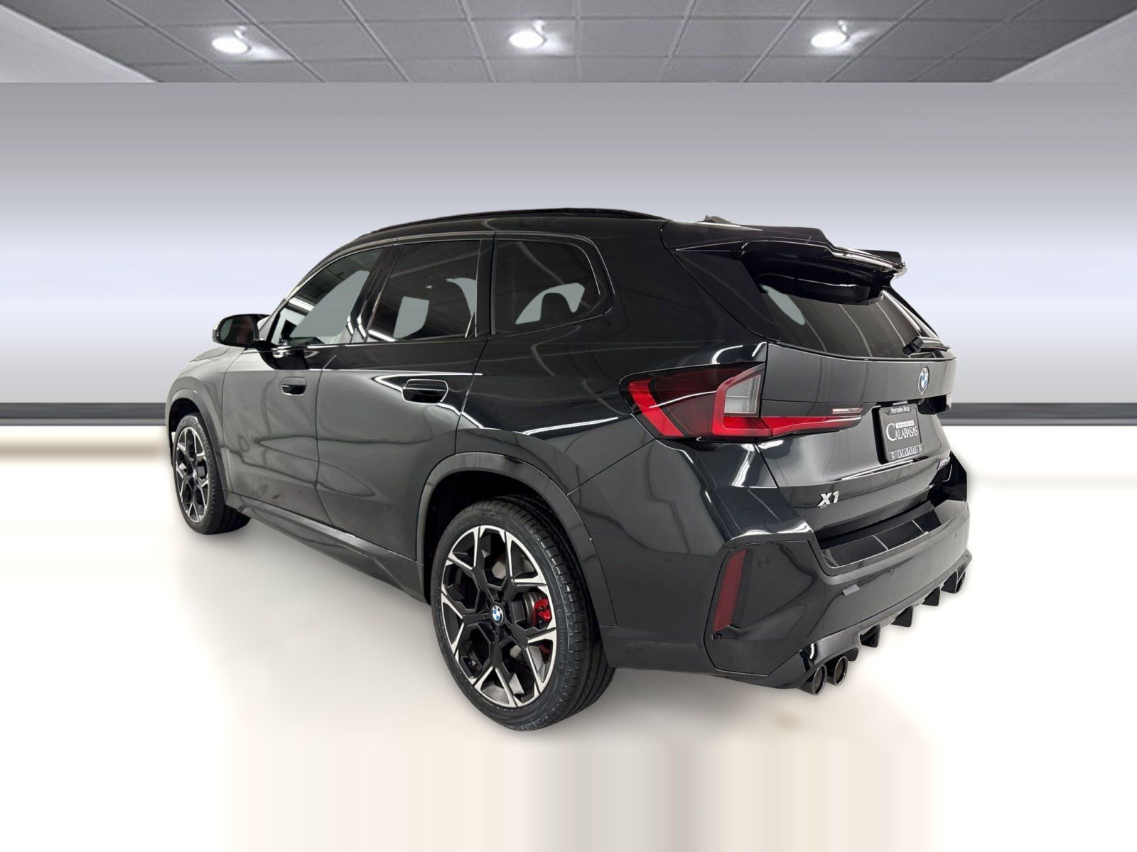 Used 2026 BMW X1 M35i w/ Technology Package AWD/4WD image 3
