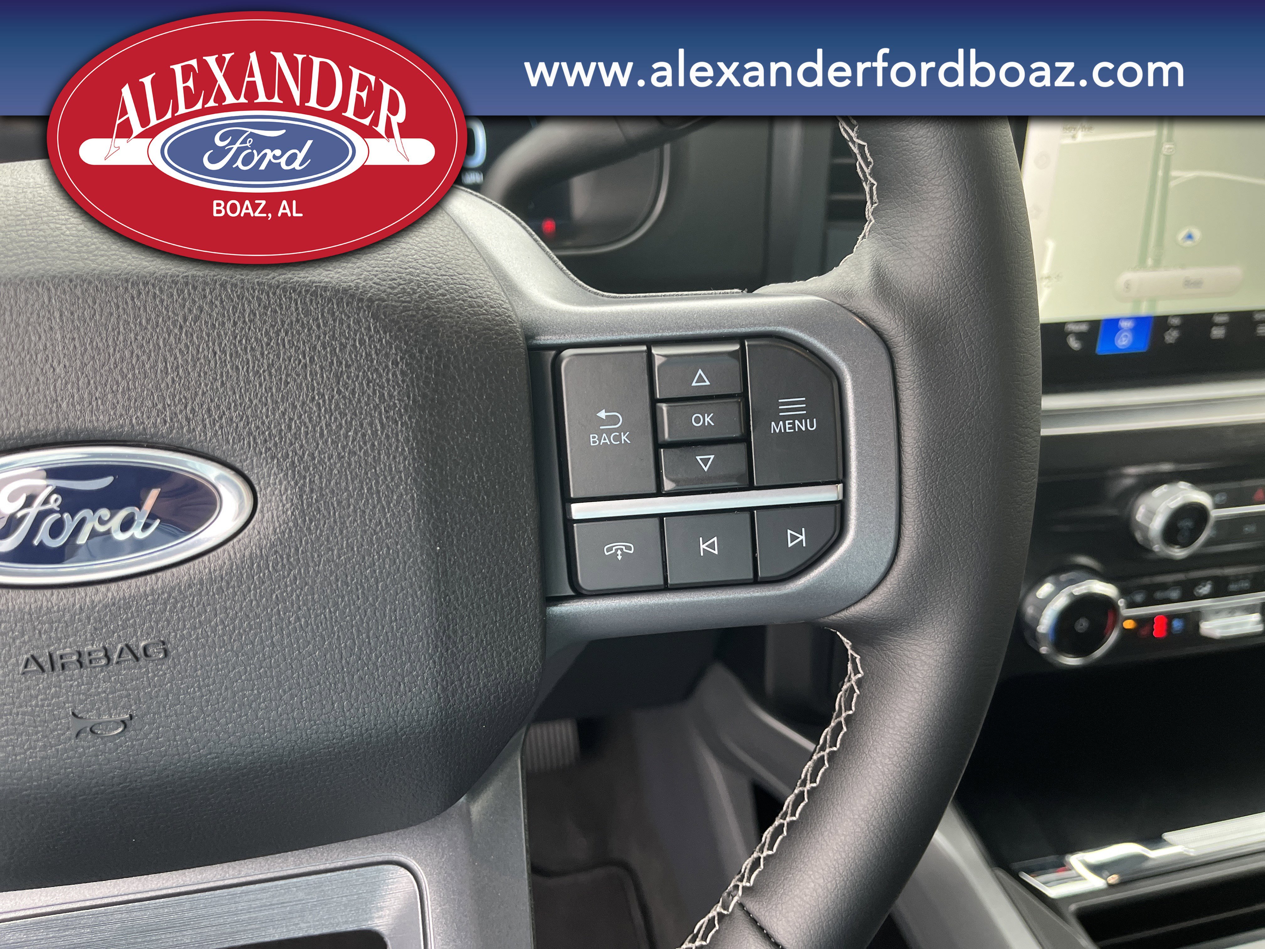 New 2026 Ford F350 Lariat w/ Black Appearance Package image 31