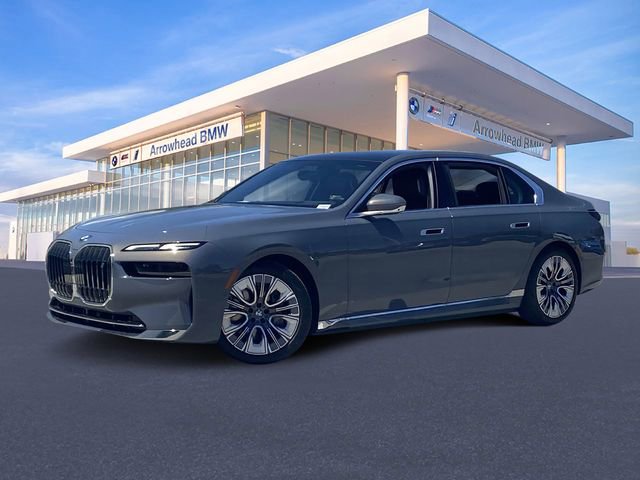 Used 2025 BMW i7 xDrive60 image 24