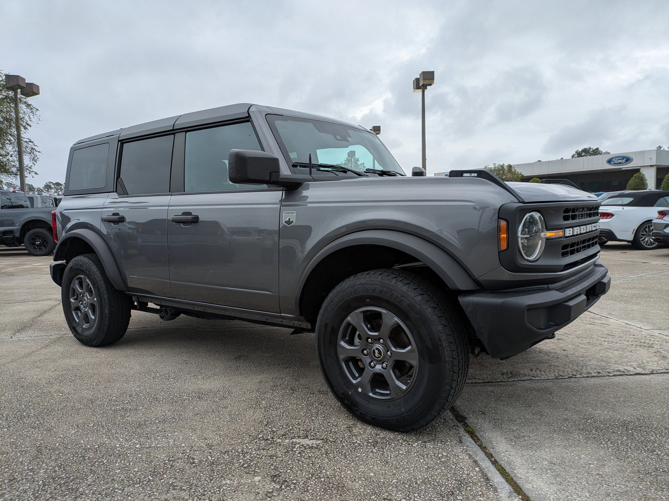 Used 2025 Ford Bronco Big Bend image 2