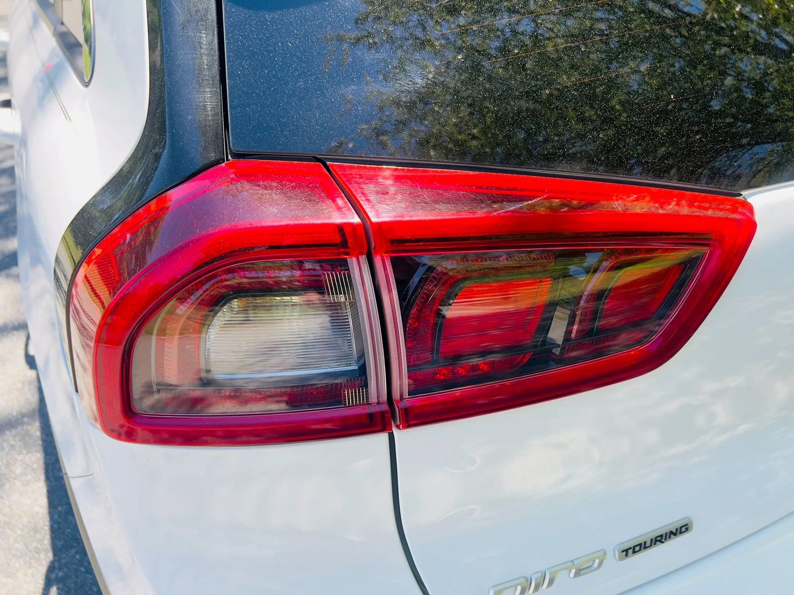 Used 2017 Kia Niro FWD image 7
