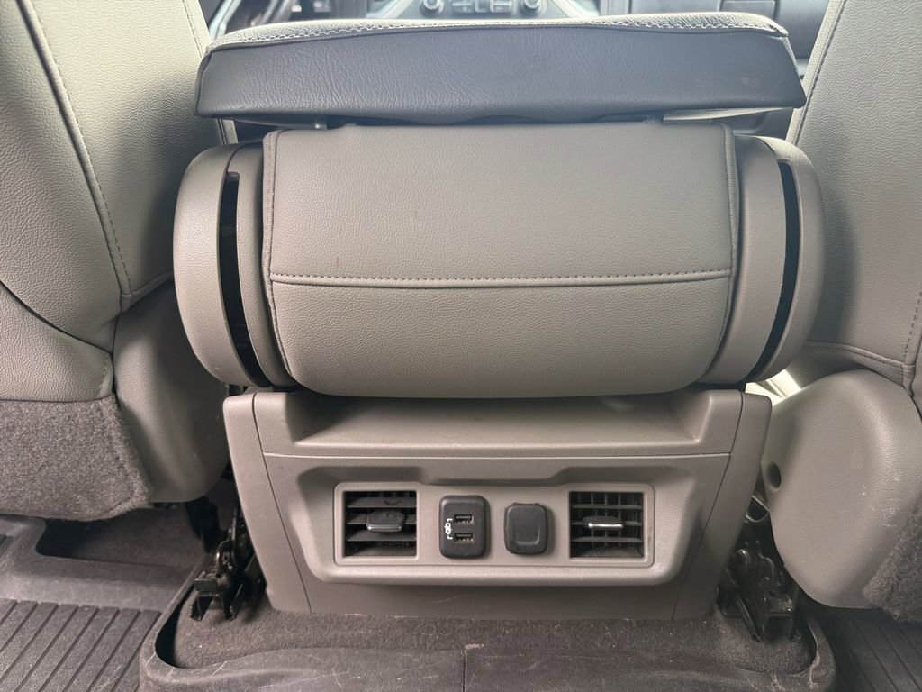 Used 2020 Chevrolet Silverado 1500 LT w/ All-Star Edition image 28