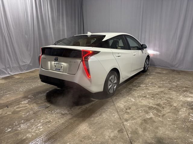 Used 2017 Toyota Prius Four w/ Advanced Technology Package image 16