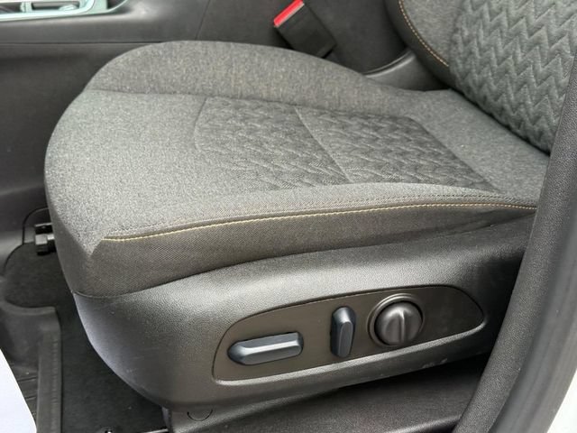 Used 2024 Chevrolet Equinox LT w/ LPO, Floor Liner Package FWD image 23