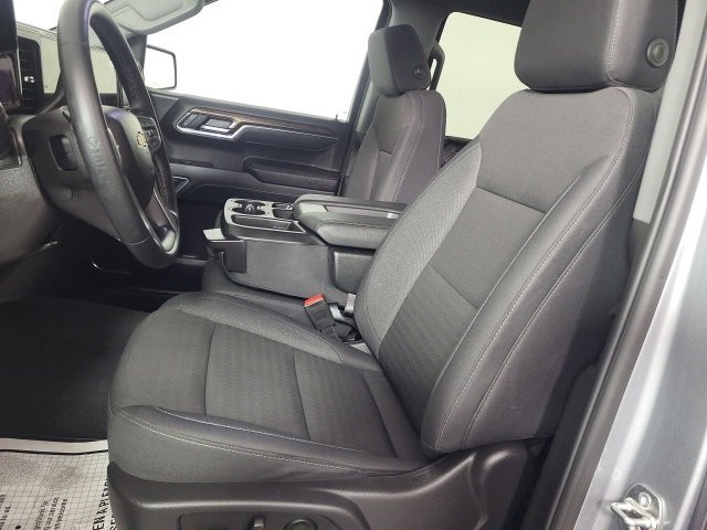 Used 2025 Chevrolet Silverado 1500 LT image 16