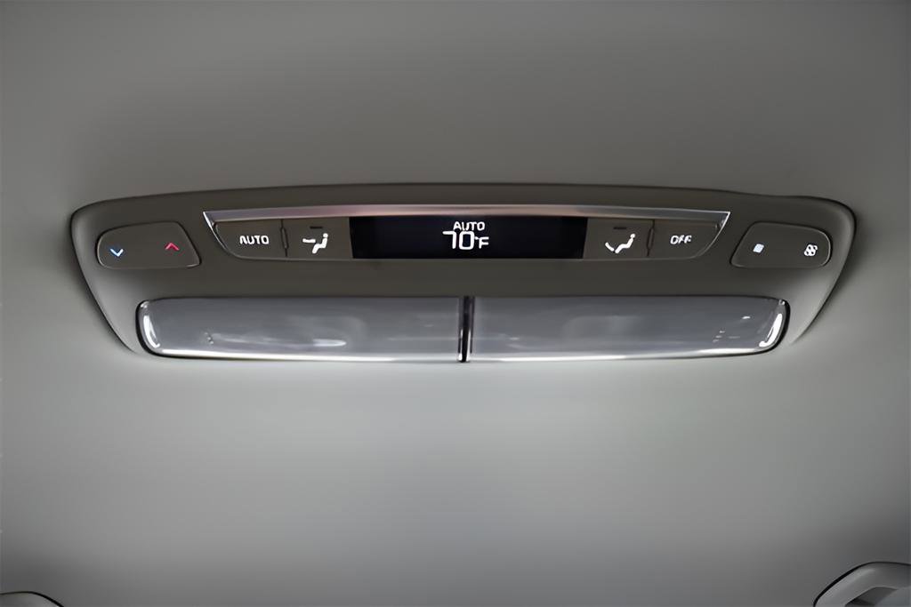 Used 2024 Kia Telluride LX AWD/4WD image 14