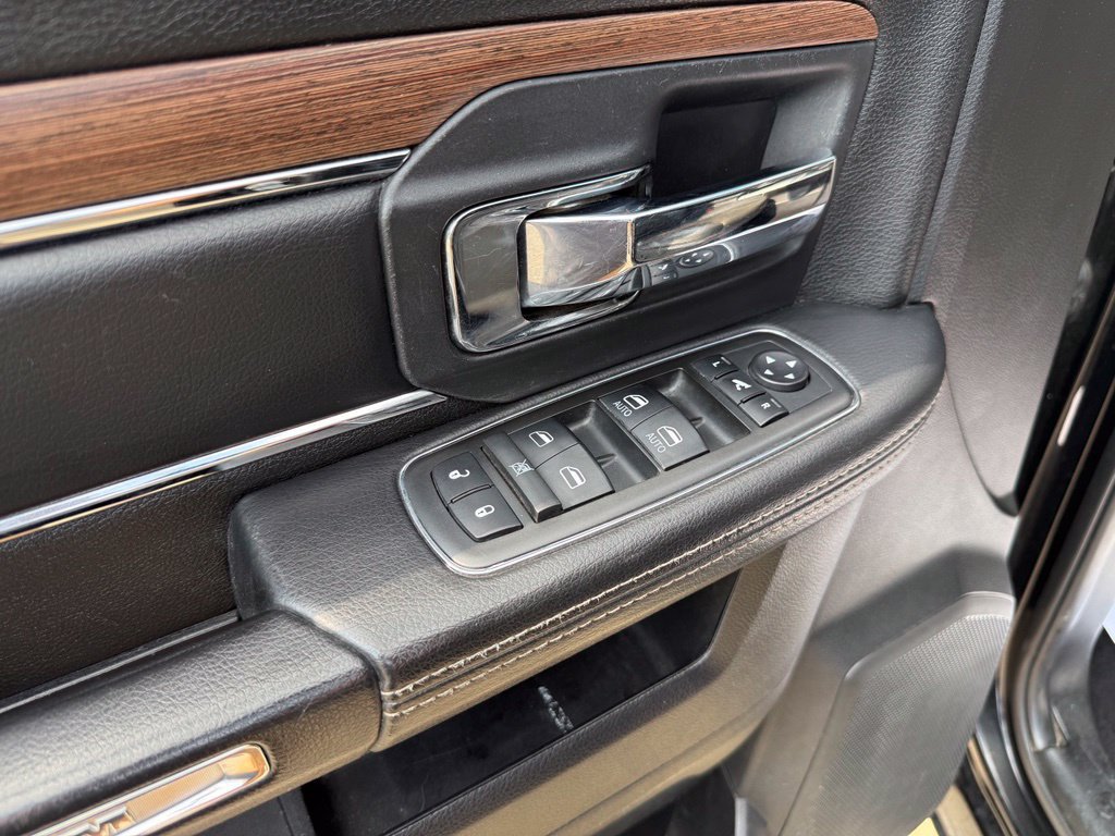 Used 2015 RAM 2500 Laramie AWD/4WD image 24