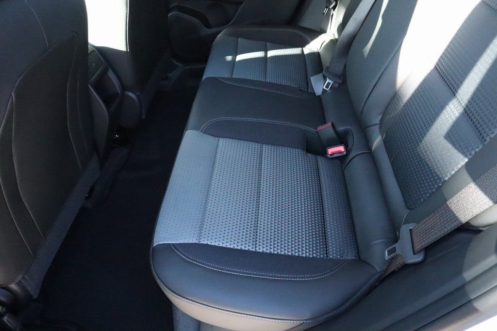 New 2026 Chevrolet Trax LT w/ Sunroof Package image 12