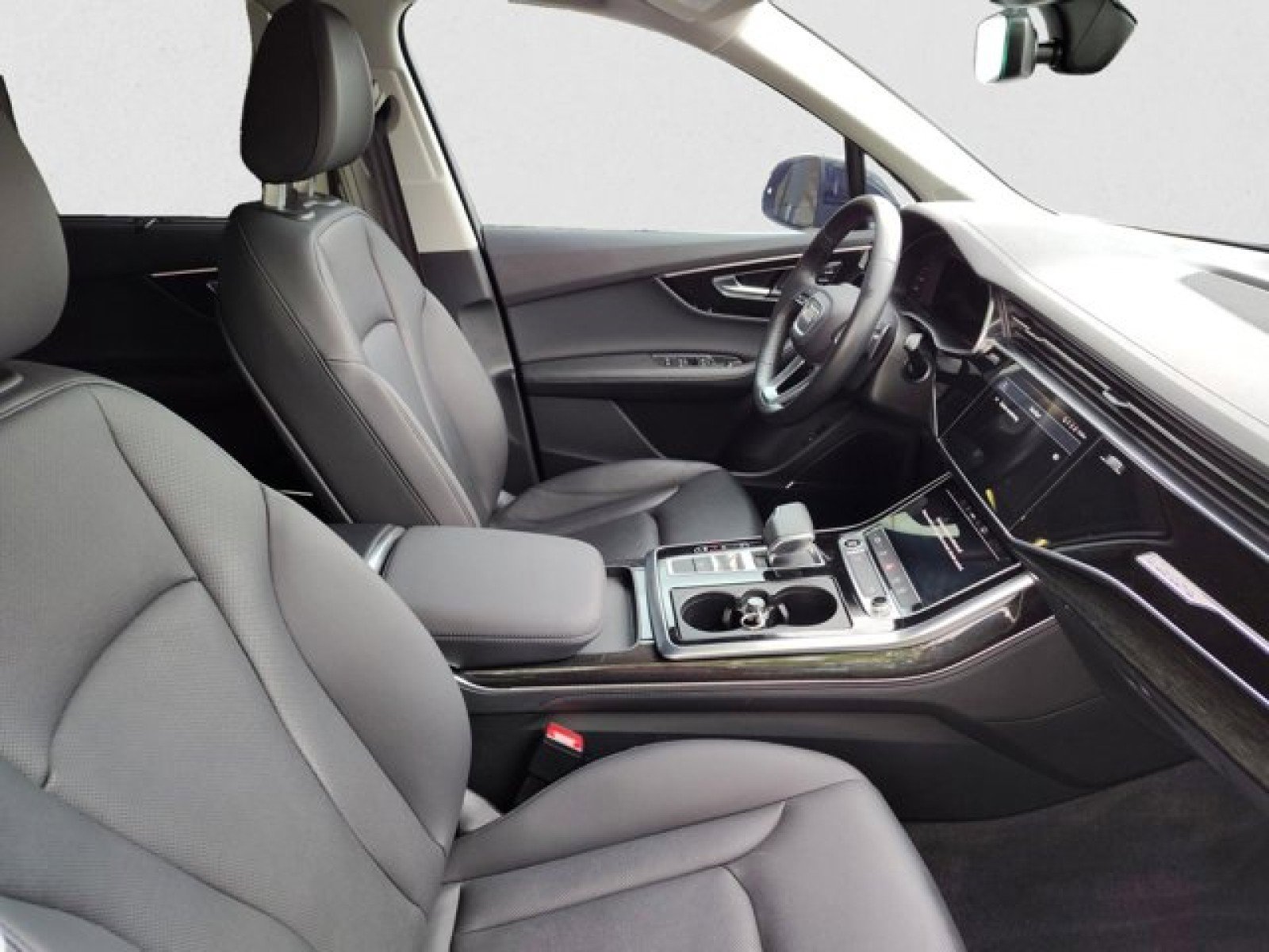 Used 2023 Audi Q7 2.0T Premium Plus AWD/4WD image 21