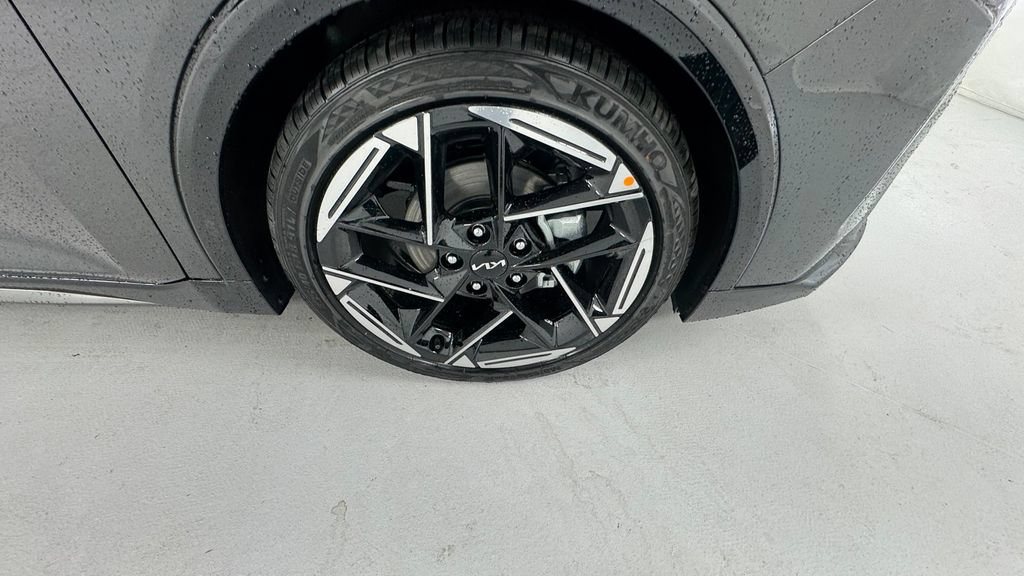 New 2026 Kia K4 GT-Line FWD image 9