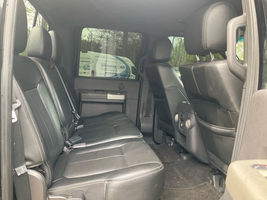 Used 2016 Ford F250 Lariat w/ Lariat Ultimate Package AWD/4WD image 13