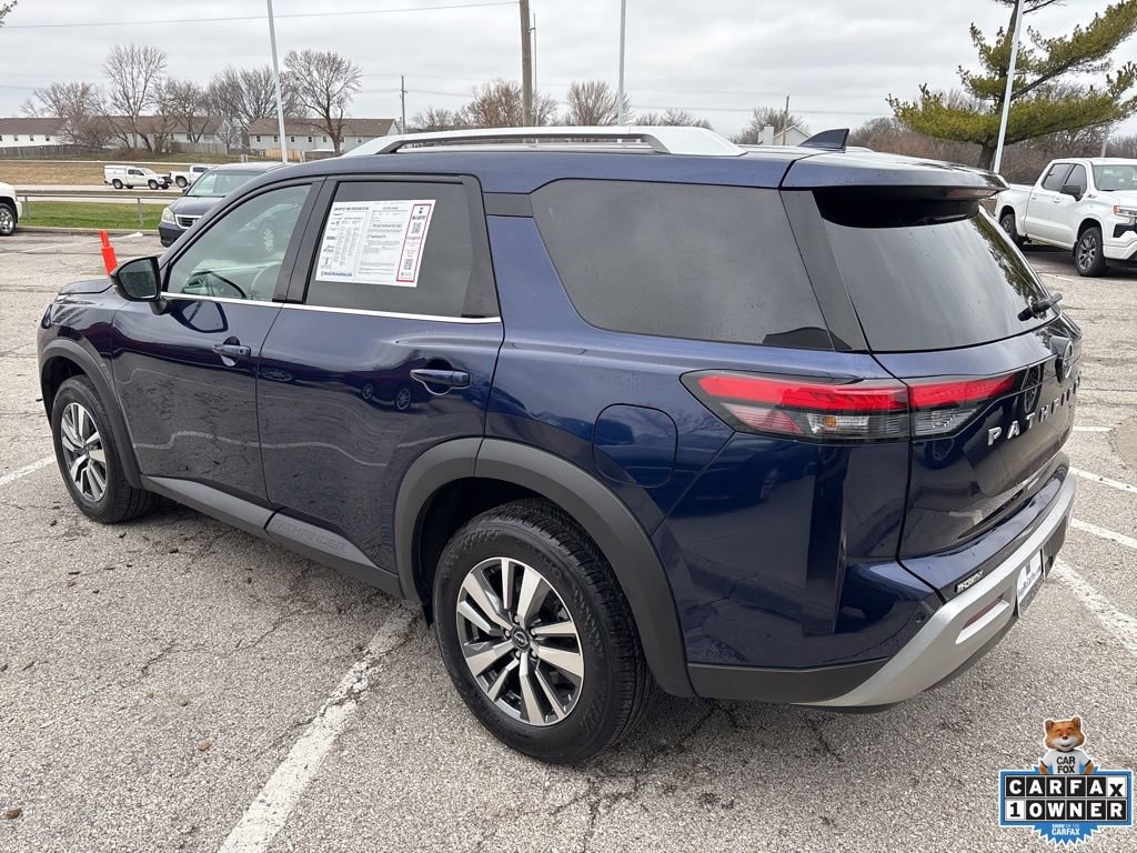 Used 2025 Nissan Pathfinder SL image 22