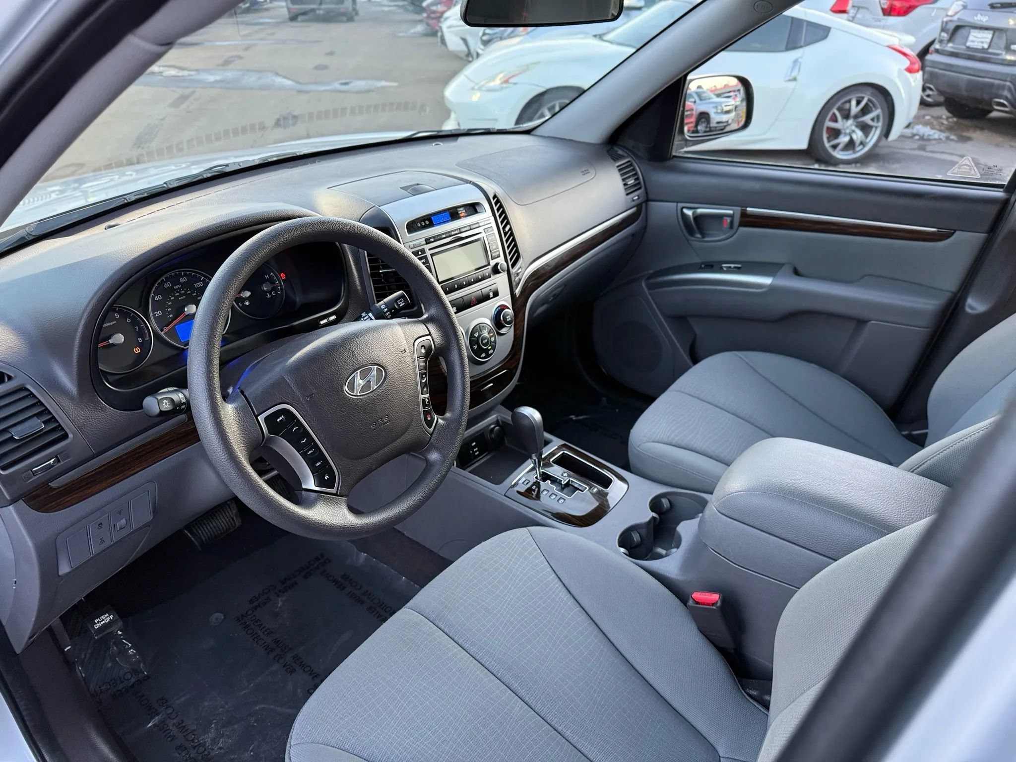 Used 2010 Hyundai Santa Fe GLS AWD/4WD image 11