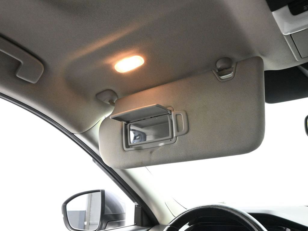 Used 2022 Nissan Pathfinder Platinum w/ Cargo Package image 32