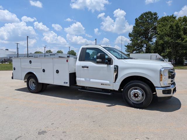 New 2024 Ford F350 XL w/ XL Chrome Package RWD image 2