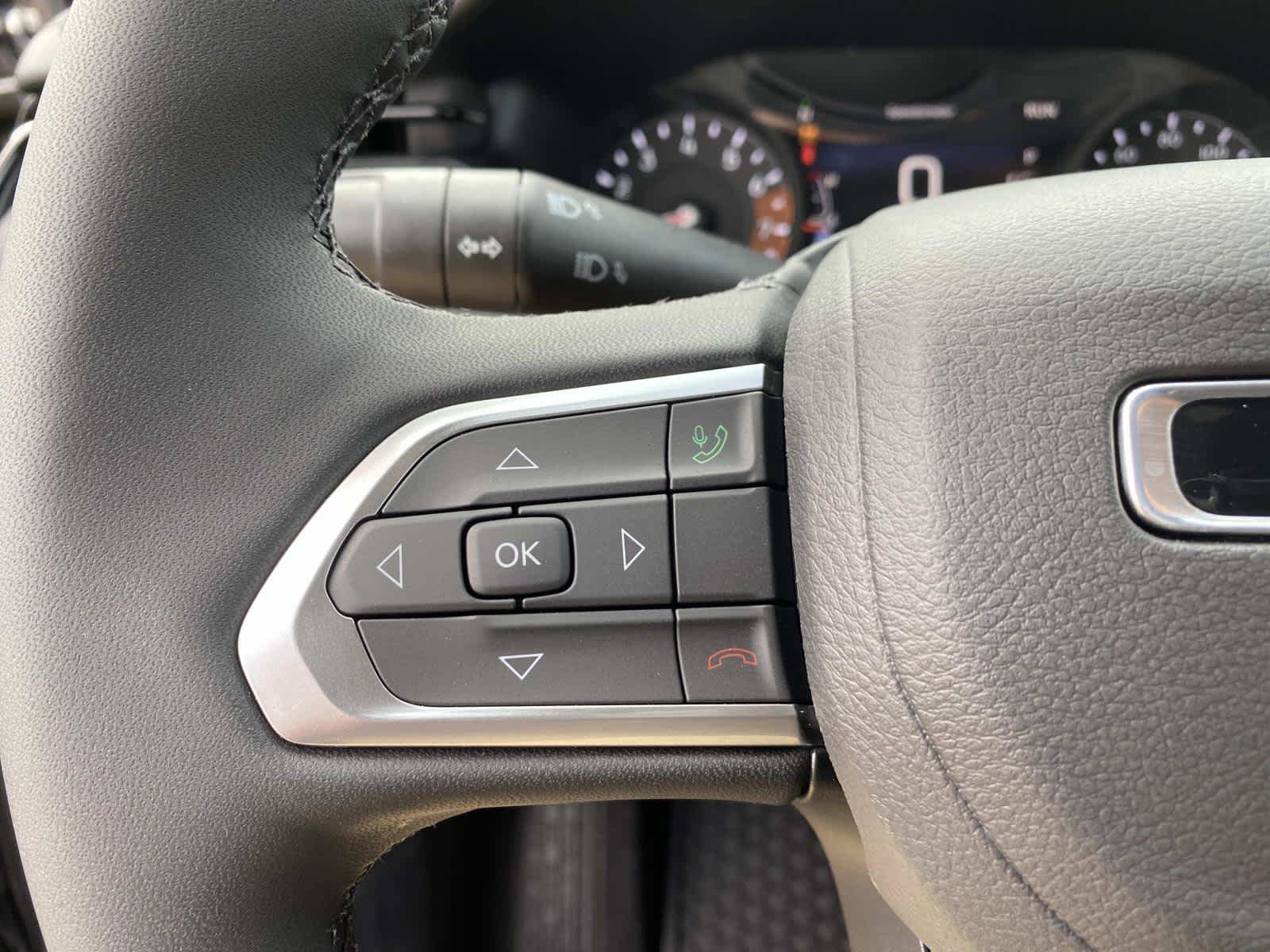 Used 2026 Jeep Compass Latitude AWD/4WD image 16