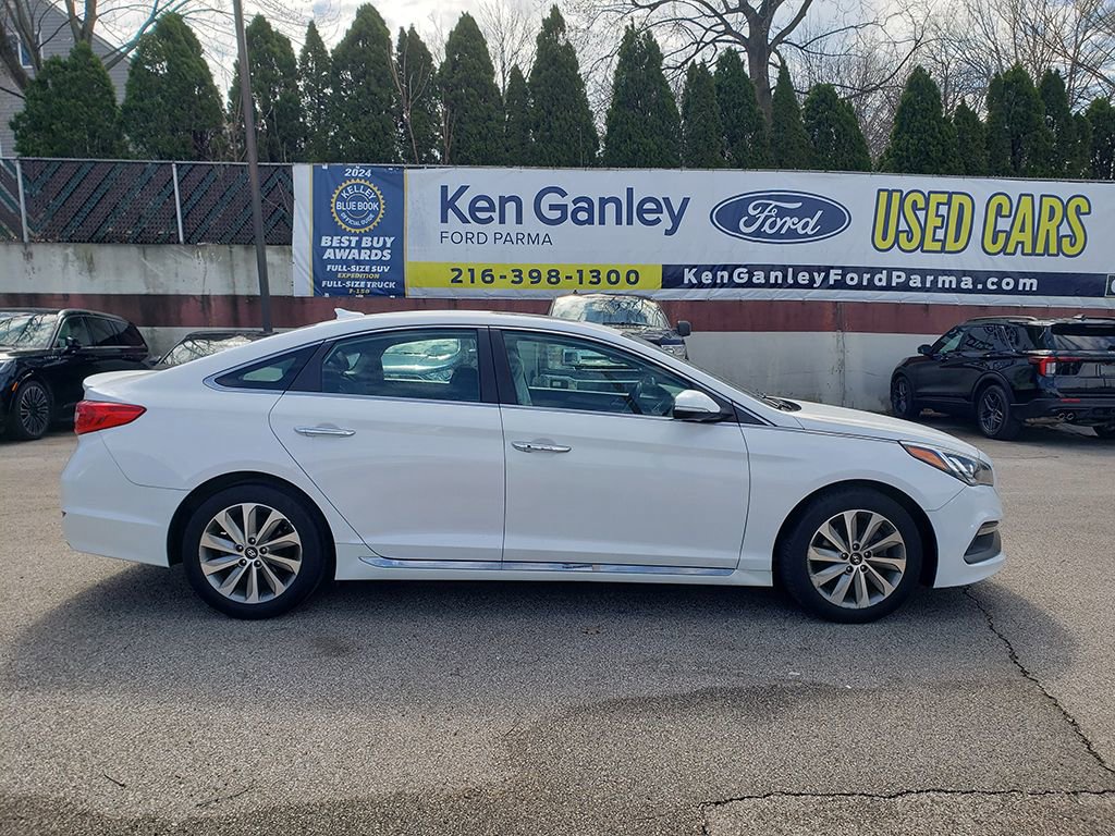 Used 2017 Hyundai Sonata Sport w/ Value Edition Package 02 image 3