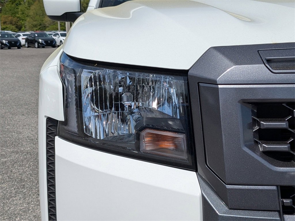 New 2025 Nissan Frontier SV image 10