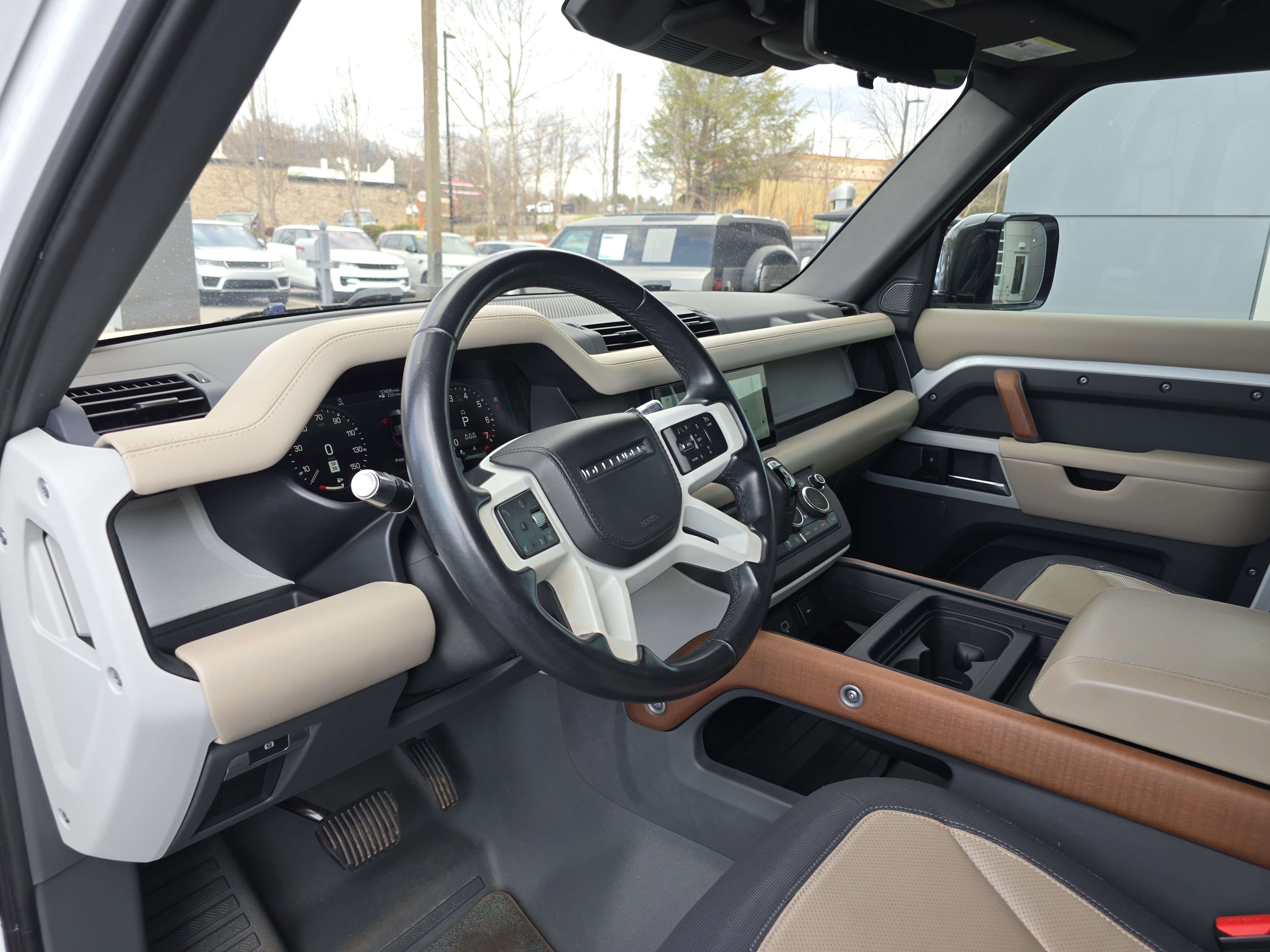 Used 2021 Land Rover Defender 110 X-Dynamic HSE image 23