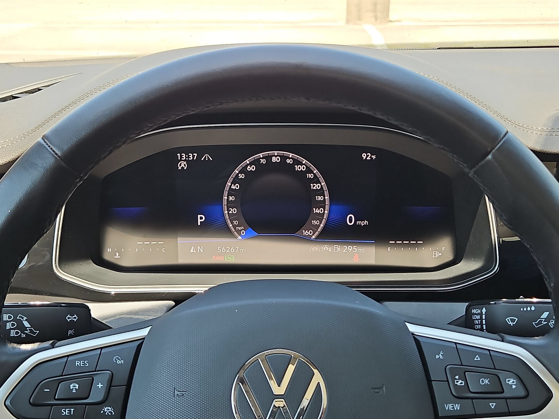 Used 2025 Volkswagen Jetta SE FWD image 23