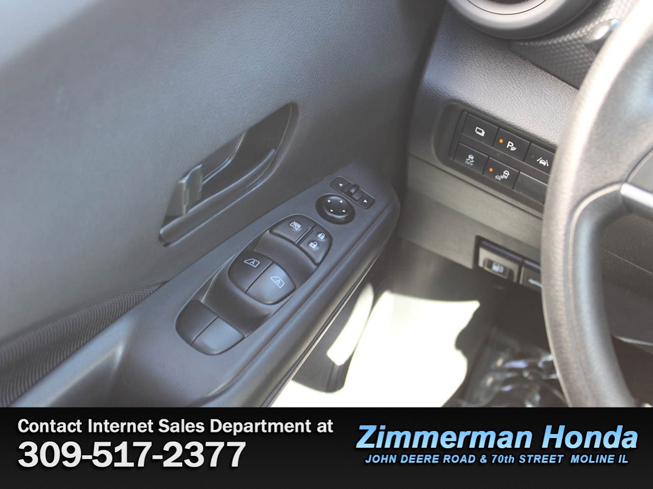 Used 2022 Nissan Kicks S image 14