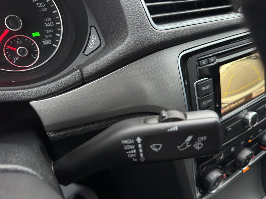 Used 2014 Volkswagen Passat TDI SE image 26