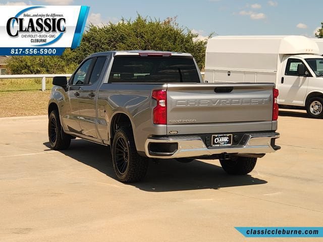Used 2025 Chevrolet Silverado 1500 W/T w/ WT Value Package RWD image 8
