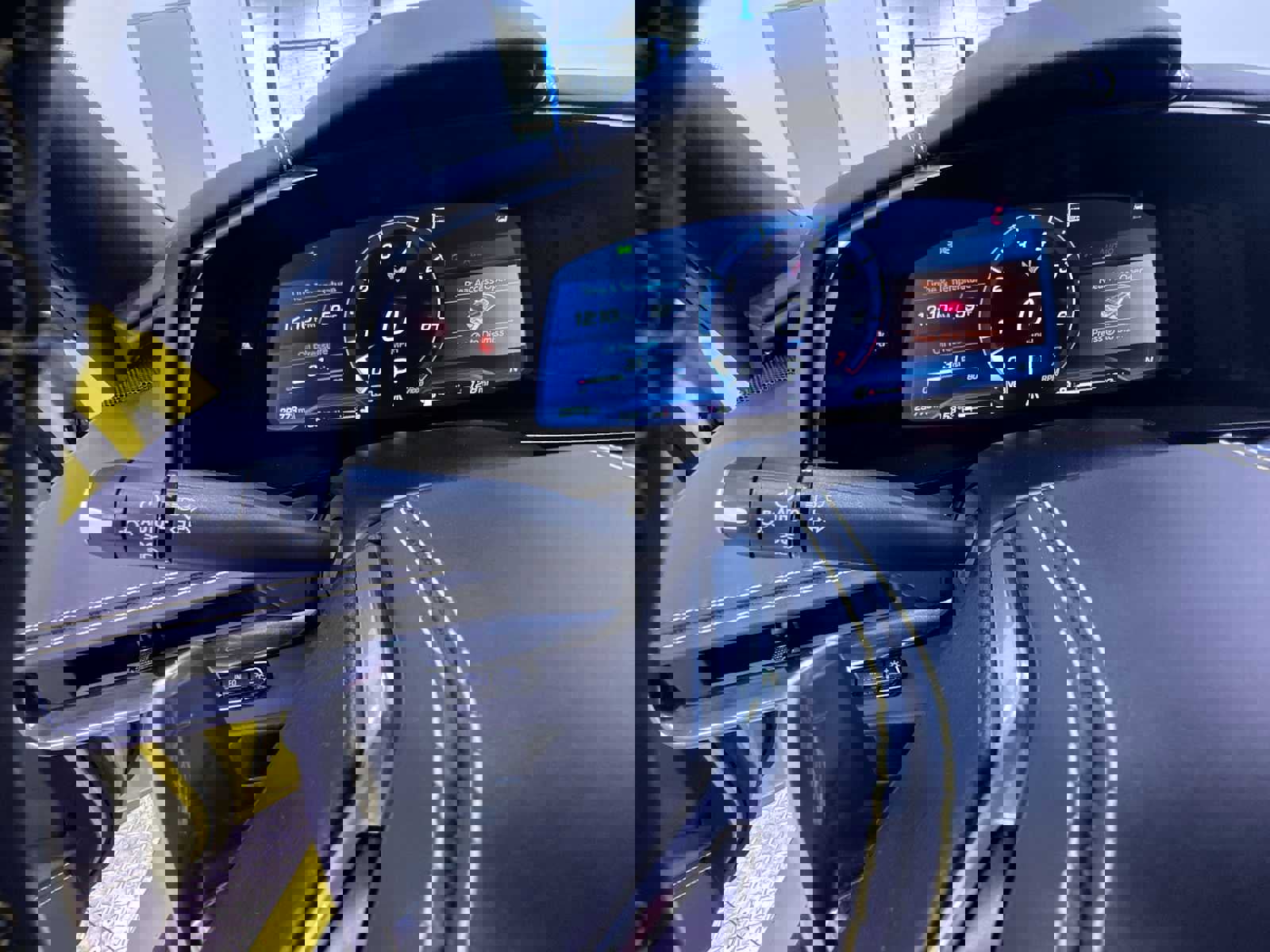 Used 2023 Chevrolet Corvette Stingray Premium Cpe image 18