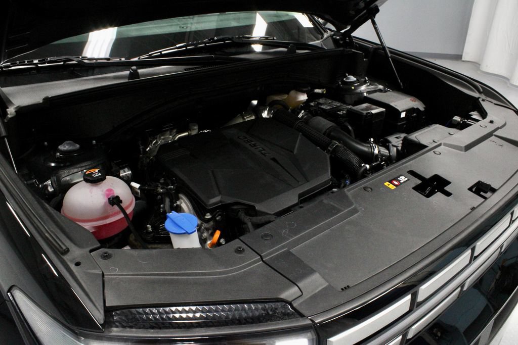 Used 2025 Hyundai Santa Fe SEL FWD image 15
