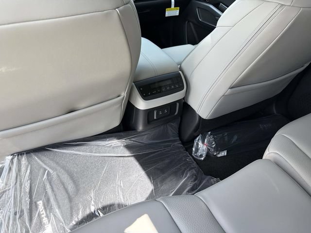 New 2026 Nissan Pathfinder SL w/ SL Premium Package (P04) AWD/4WD image 8