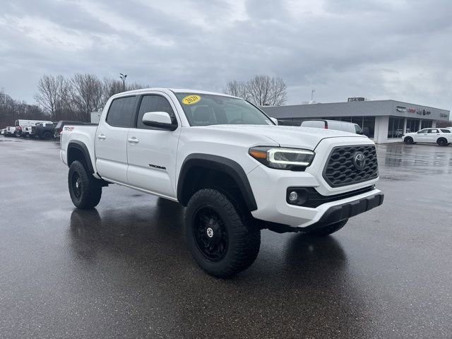 Used 2020 Toyota Tacoma TRD Off-Road w/ TRD Premium Off Road Package image 8