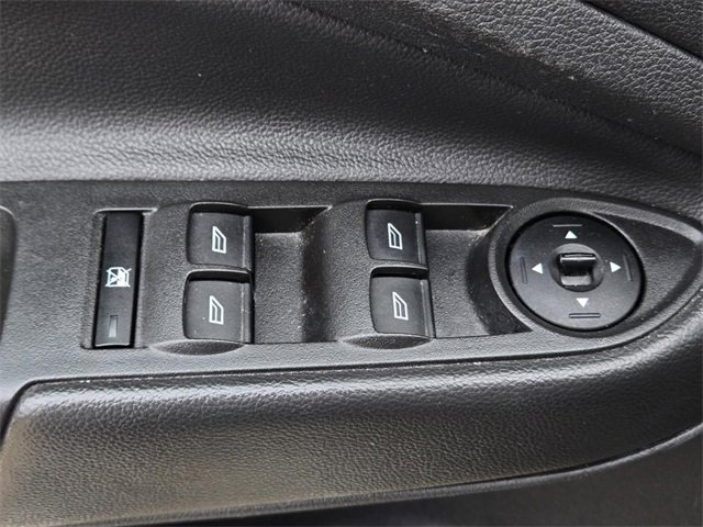 Used 2015 Ford Escape SE w/ SE Chrome Package image 10