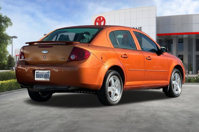 Used 2005 Chevrolet Cobalt LS w/ Preferred Equipment Group FWD image 4