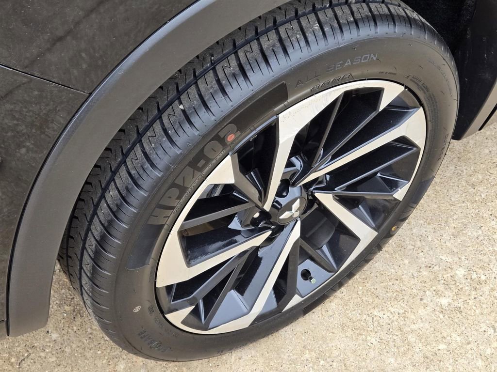 Used 2024 Mitsubishi Outlander SEL image 7