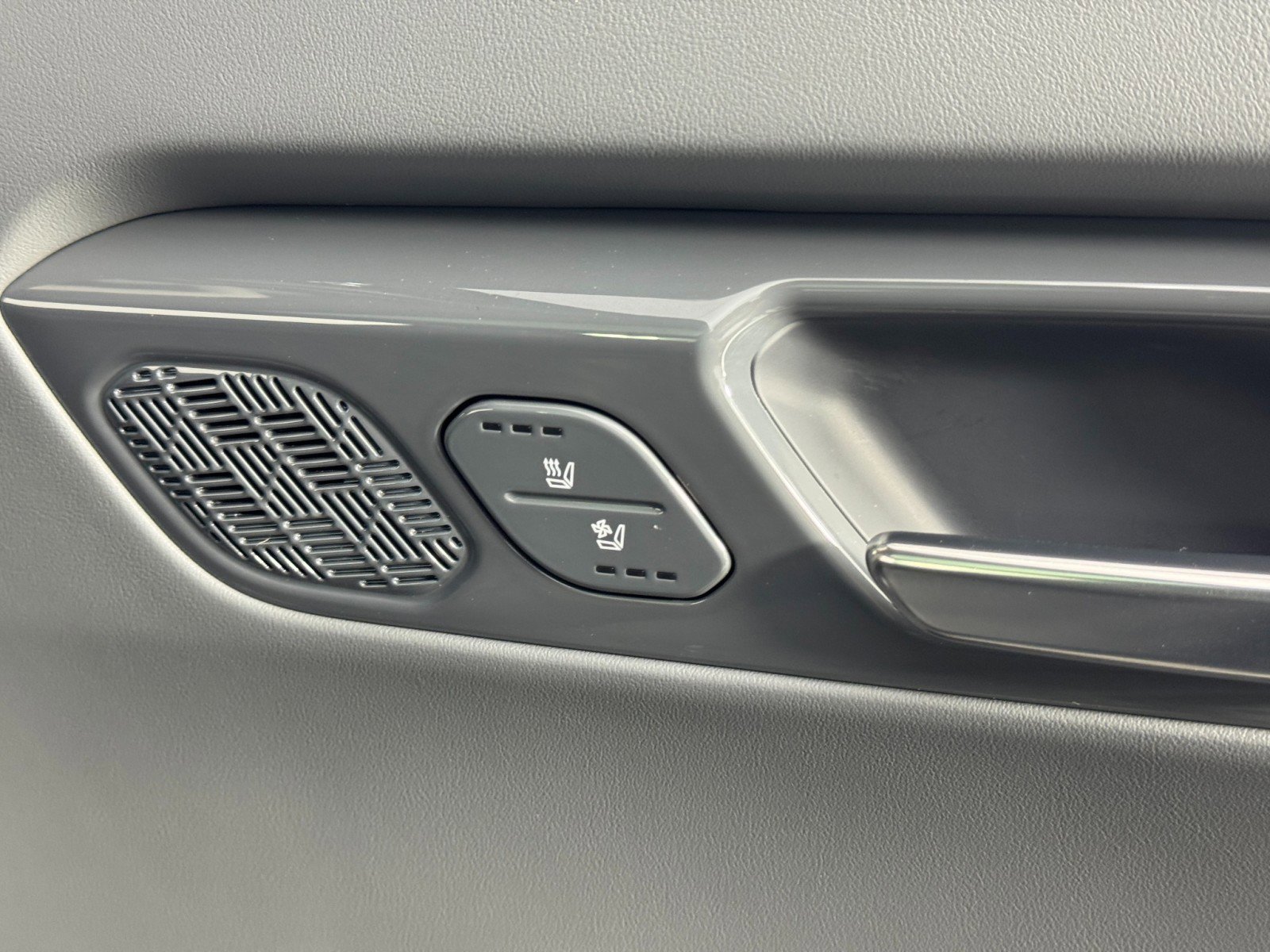 Used 2026 Kia EV9 Land image 37