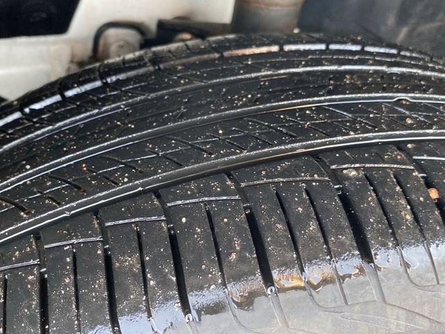 Used 2023 Nissan Rogue SV image 31