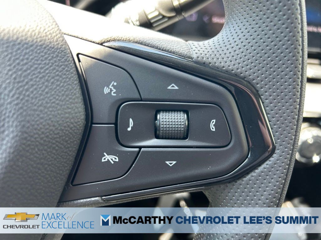 New 2026 Chevrolet Trax LT w/ LPO, Blackout Package FWD image 10