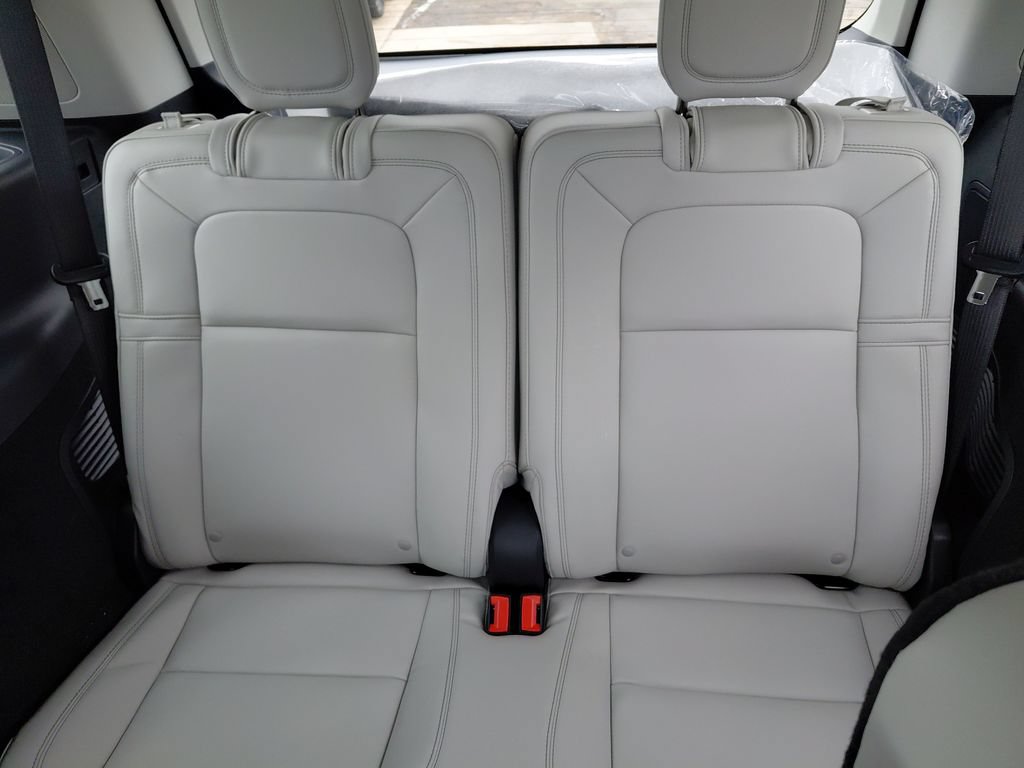 New 2026 Lincoln Aviator Reserve w/ Luxury Package AWD/4WD image 51