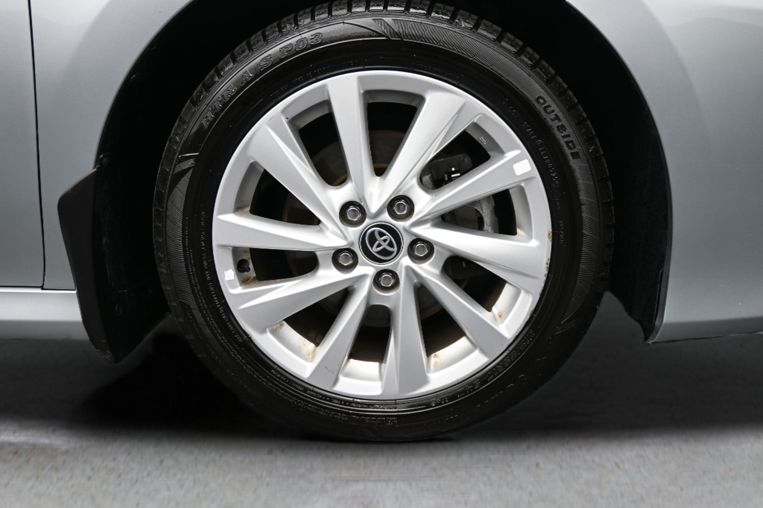 Used 2023 Toyota Camry LE w/ Cold Weather Package FWD image 22