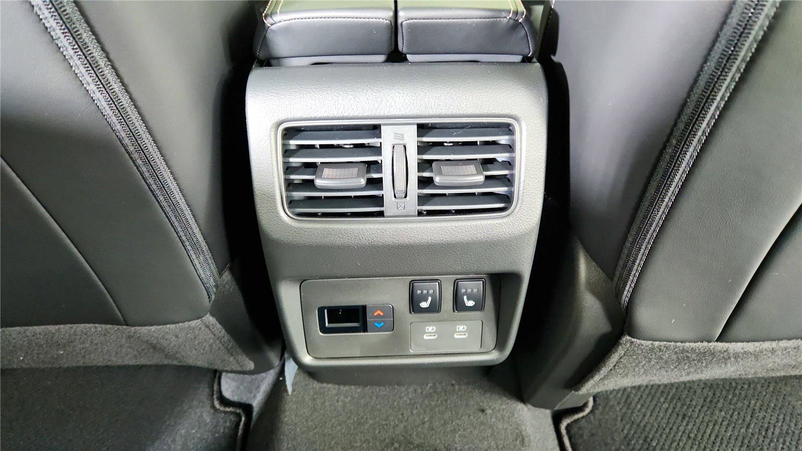 New 2026 Nissan Rogue Platinum w/ Platinum Premium Package image 32