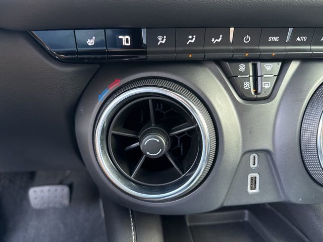 Used 2024 Chevrolet Blazer LT w/ Convenience Package FWD image 17