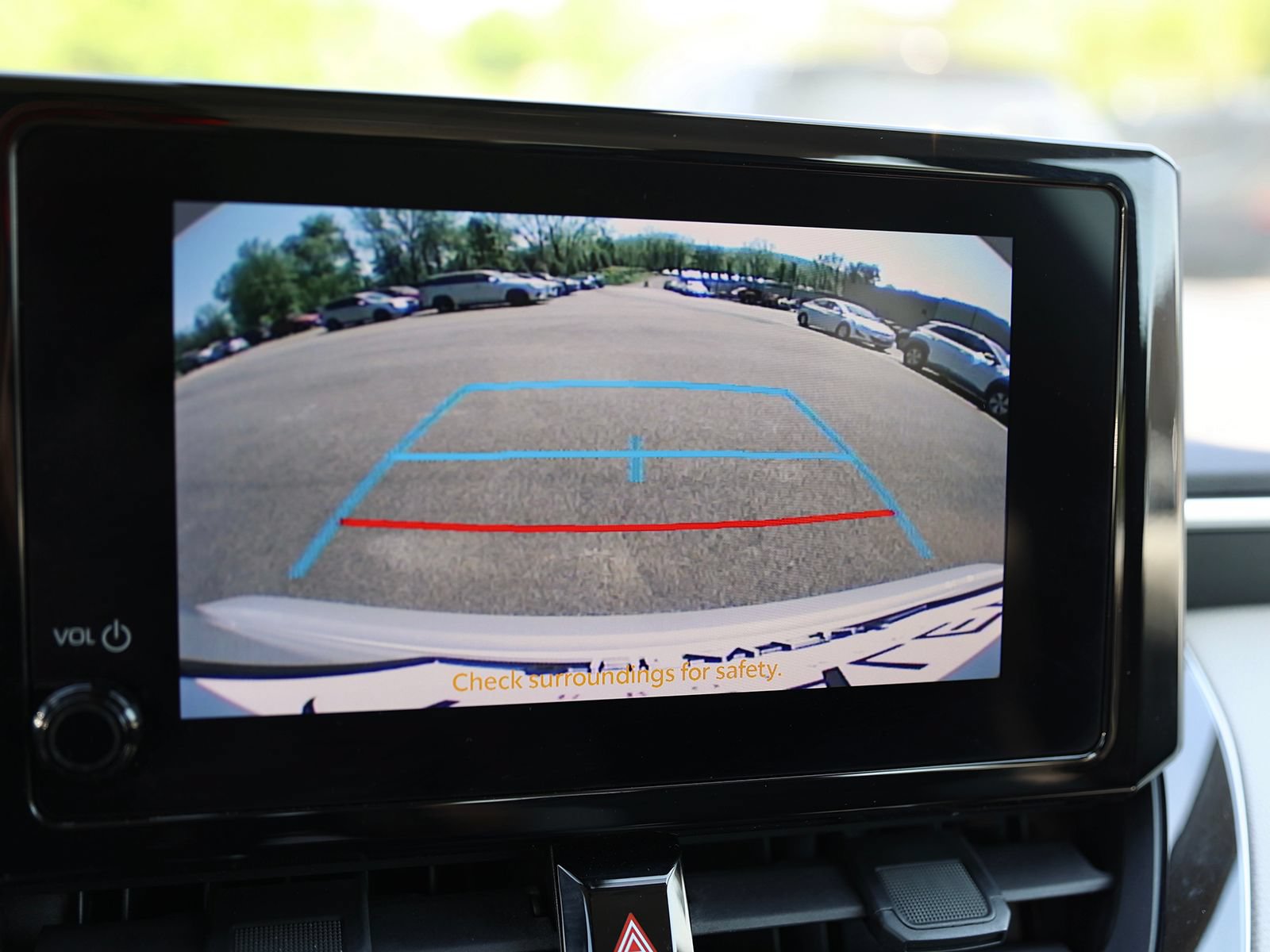 Used 2023 Toyota Corolla LE w/ LE Convenience Package FWD image 24