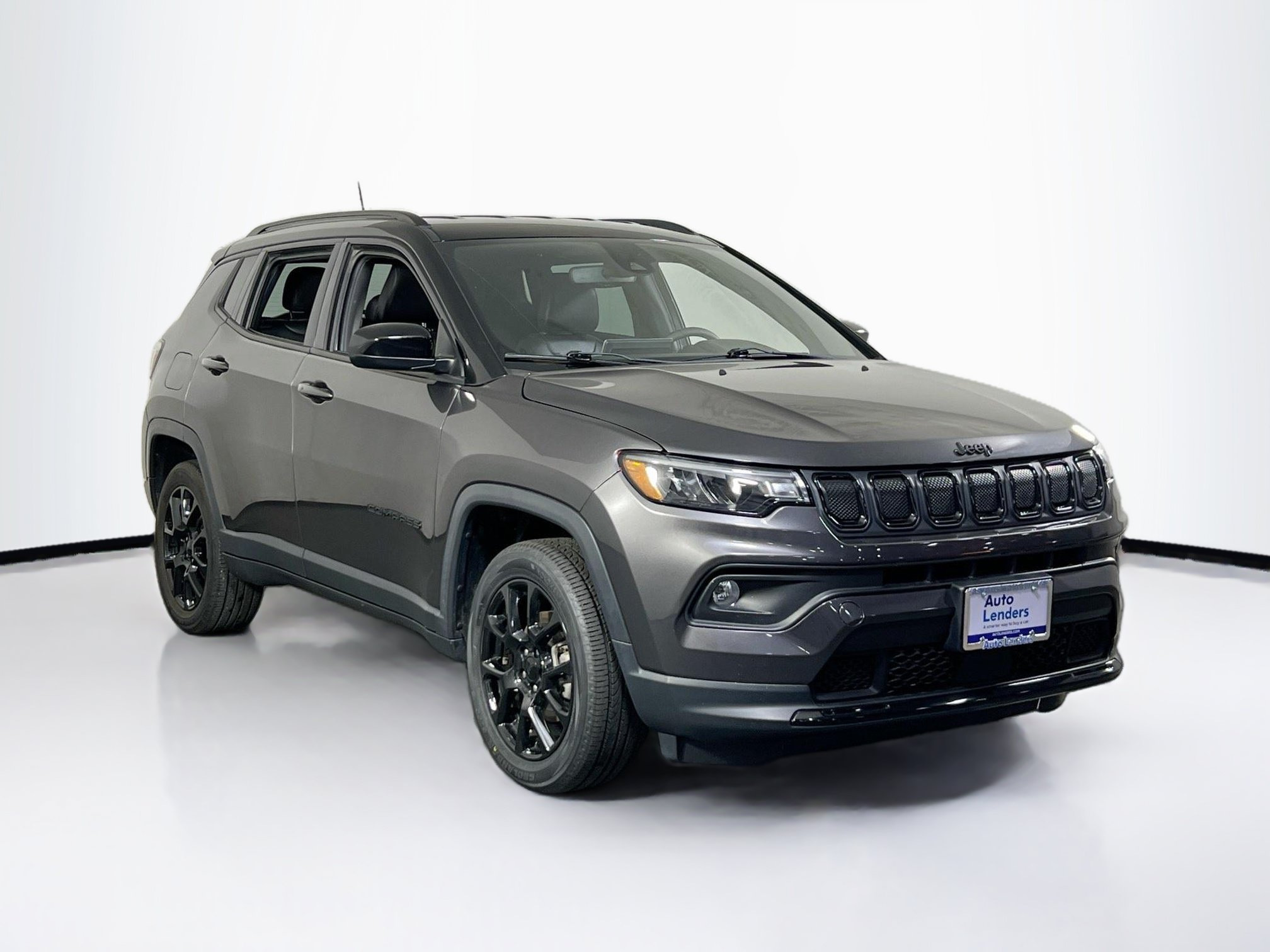 Used 2022 Jeep Compass Latitude AWD/4WD image 3