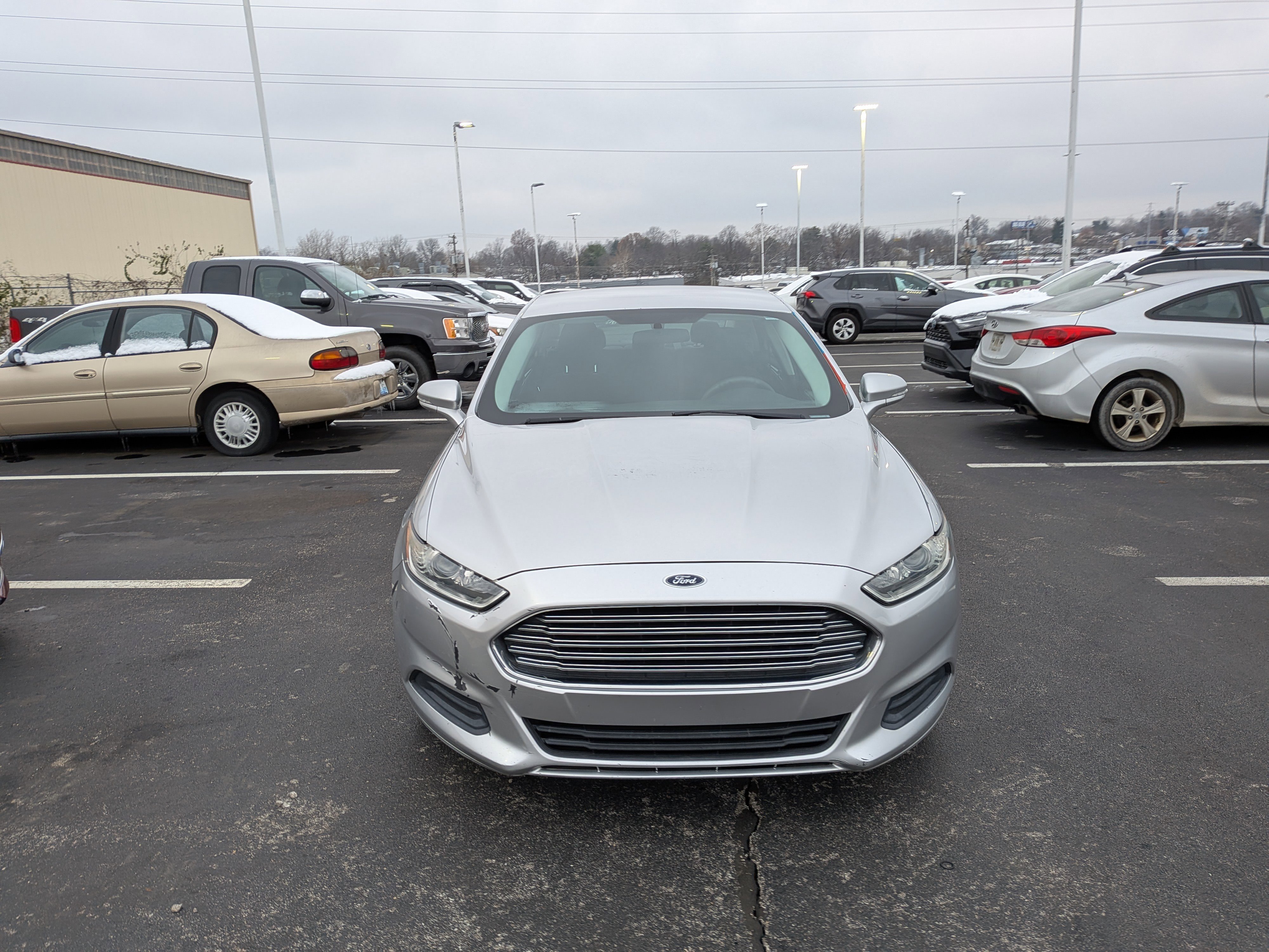 Used 2013 Ford Fusion SE image 3