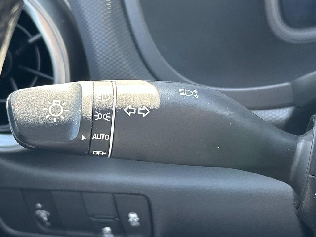 Certified 2023 Hyundai Kona SEL FWD image 32