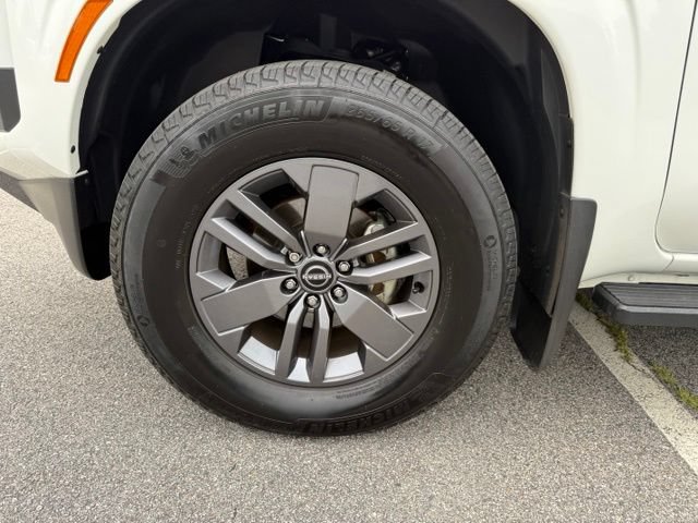 Certified 2025 Nissan Frontier SV w/ SV Convenience Package AWD/4WD image 14