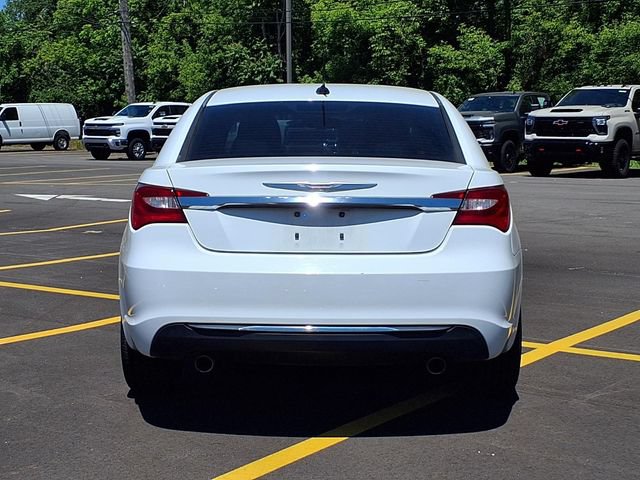 Used 2012 Chrysler 200 Limited FWD image 18