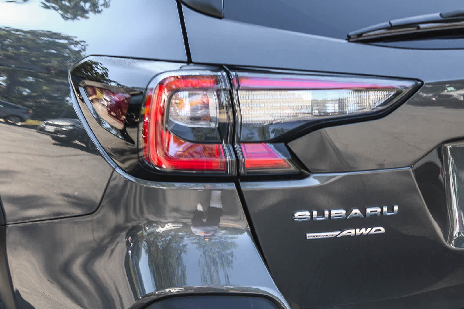 Certified 2023 Subaru Outback Premium AWD/4WD image 7
