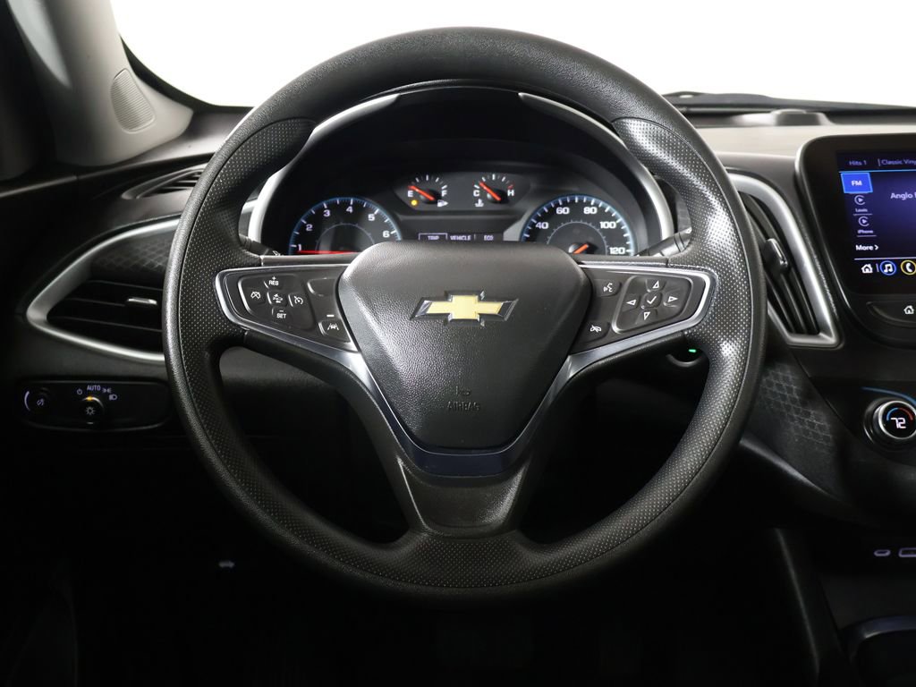 Used 2025 Chevrolet Malibu LT image 32