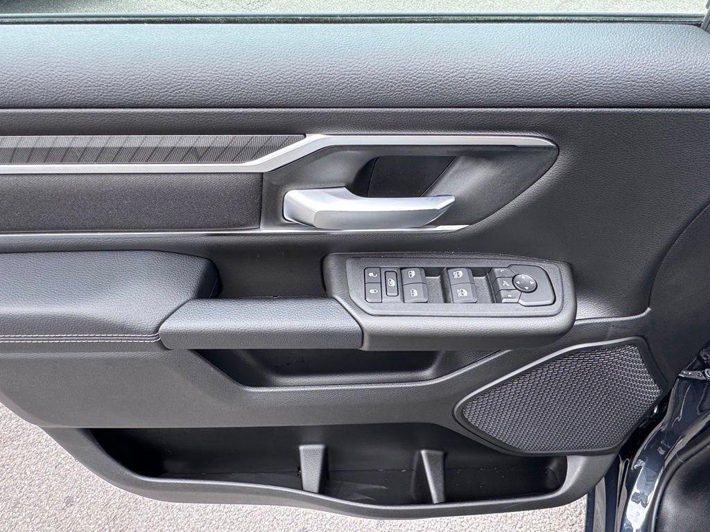 New 2026 RAM 1500 Big Horn w/ Night Edition AWD/4WD image 10